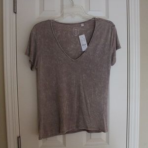 Me To We soft peach top